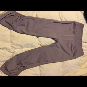 Lululemon gathered crop leggings NWOT size 8
